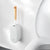 balai wc blanc et bois